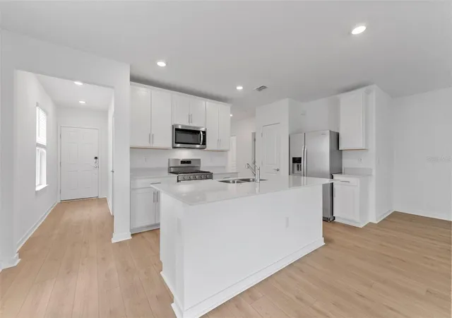 3rd image of 3033 Windswept Wy, Wildwood, FL 34785 | MLS# TB8490418