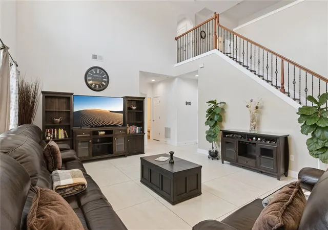 Photo 1 of Single family home for sale at 3979 Sunset Lake Dr, Lakeland, FL 33810 | MLS# L4960584 | Listing updated on 2026-10-26