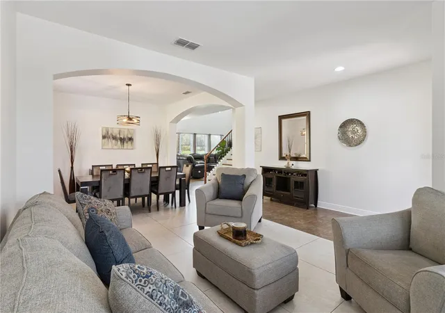 Photo 4 of Single family home for sale at 3979 Sunset Lake Dr, Lakeland, FL 33810 | MLS# L4960584 | Listing updated on 2026-10-26