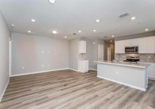 5th image of 9025 Wildlight Trl, Wildwood, FL 34785 | MLS# TB8490449