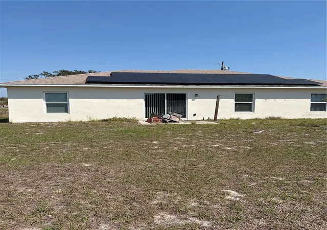 Photo 3 of Single family home for sale at 1939 Manatee Dr, Kissimmee, FL 34759 | MLS# S5146491 | Listing updated on 2026-09-30