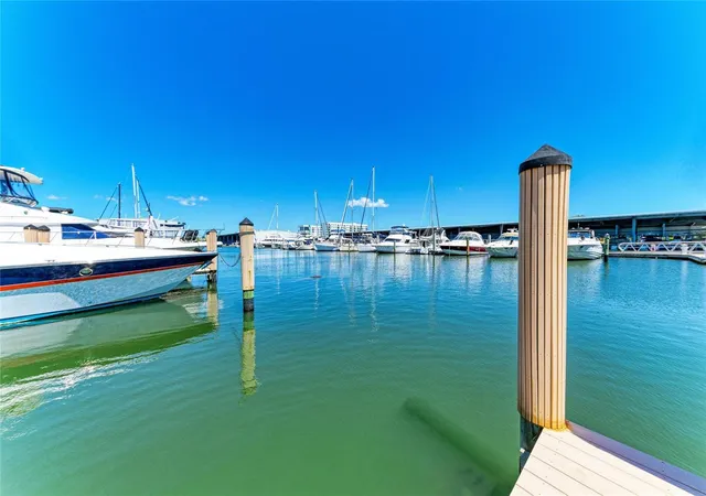 Listing Photo 2 - Condo for sale in building located at 4920 38Th Wy S, ST PETERSBURG, FL 33711 - Unit #210
