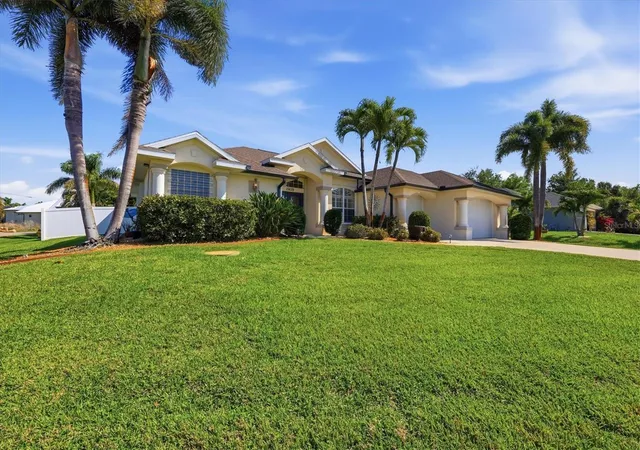 Photo 4 of Single family home for sale at 15629 Havana Cir, Port Charlotte, FL 33981 | MLS# D6146754 | Listing updated on 2026-10-23