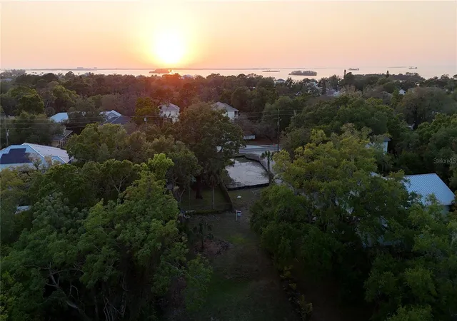 13th image of 429 St Louis Ave, Palm Harbor, FL 34683 | MLS# TB8490520