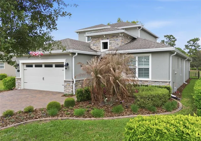 image of 261 Old Moss Cir, Deland, FL 32724 | MLS# V4948109
