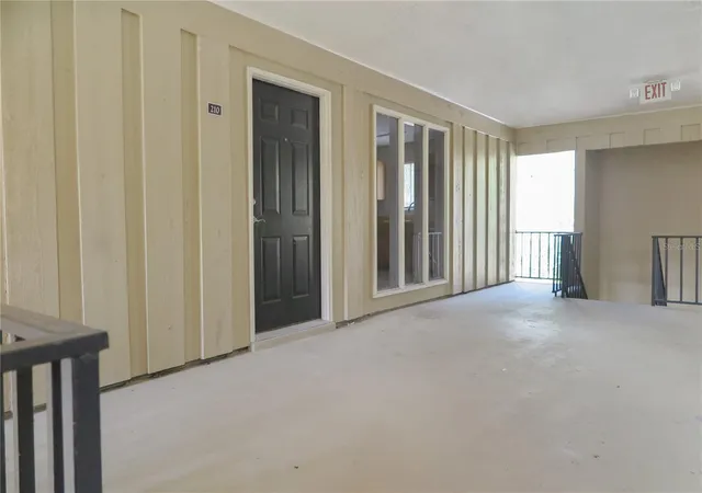 Photo 4 of Sale Pending at 507 NW 39th Road #210, Gainesville, FL 32607 | MLS# GC538835 | Listing updated on 2026-09-15