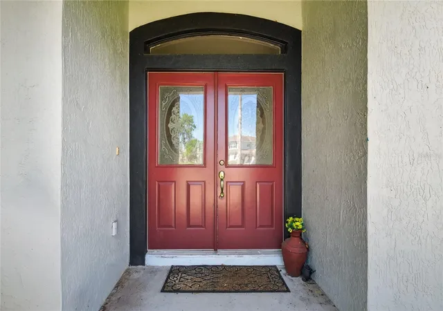 Photo 4 of Single family home for sale at 28931 Beauclaire Dr, Tavares, FL 32778 | MLS# G5110108 | Listing updated on 2026-09-06
