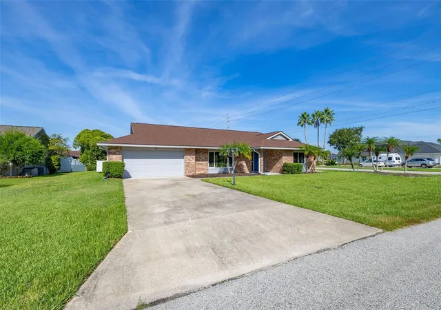 Homes for sale in Palm Coast, FL | 2 Claymont Ct S, Palm Coast, FL 32137 | MLS# S5146515