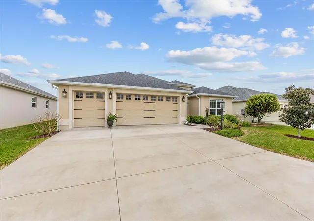 Photo 2 of Single family home for sale at 5791 Henry Loop, The Villages, FL 32163 | MLS# G5110113 | Listing updated on 2026-09-21