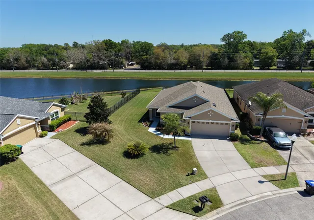 5th image of 15637 Carina Dr, Orlando, FL 32828 | MLS# O6393669