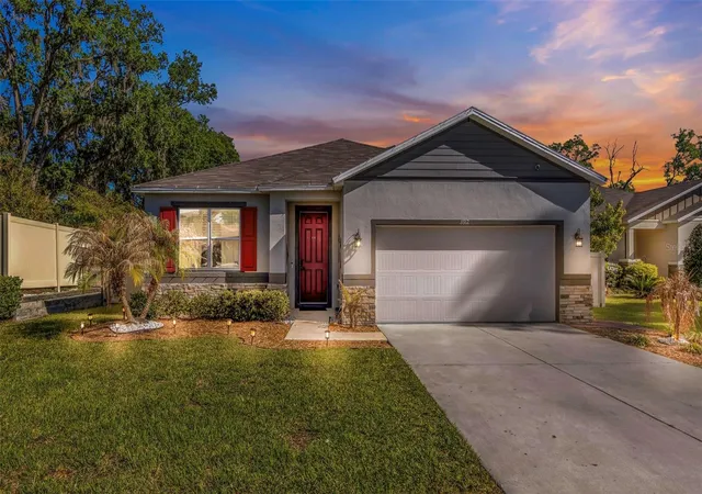2nd image of 3912 Reflection Dock Dr, Seffner, FL 33584 | MLS# TB8490565