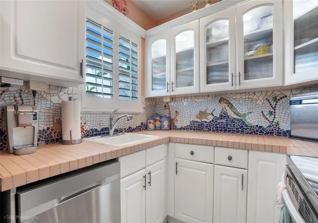 4th image of 535 Hendricks Iss #108, Fort Lauderdale, FL 33301 | MLS# O6393701