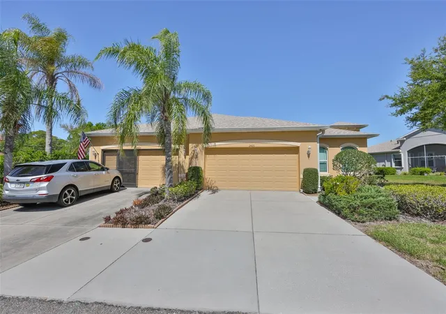 4th image of 2423 Richmond Greens Ct, Sun City Center, FL 33573 | MLS# TB8490630