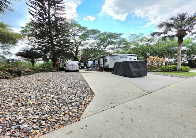 2nd image of 159 Horseshoe Bnd, River Ranch, FL 33867 | MLS# P4938250