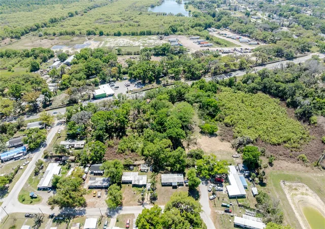 5th image of 1120 Northwood Dr, Seffner, FL 33584 | MLS# TB8490653