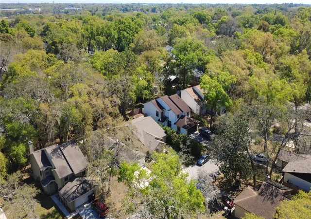 Photo 2 of Single family home for sale at 1777 Summit Chase Ave, Apopka, FL 32703 | MLS# O6393748 | Listing updated on 2026-08-17