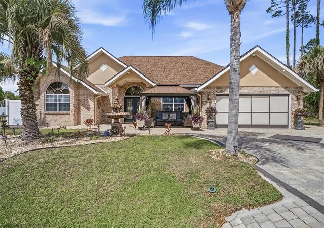 1st image of 11 Bannerwood Ln, Palm Coast, FL 32137 | MLS# FC317223