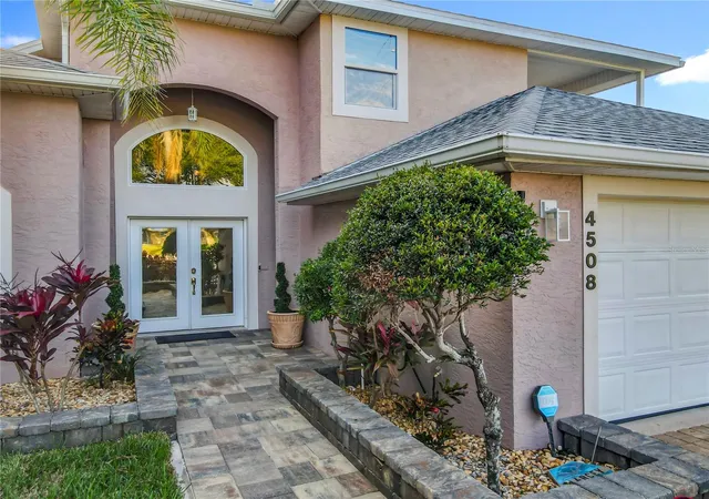 Homes for sale in New Smyrna Beach, FL | 4508 Saxon Dr, New Smyrna Beach, FL 32169 | MLS# NS1087739