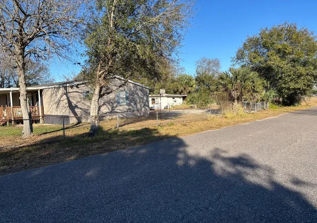 3rd image of 3303 Turnbull Rd, Mims, FL 32754 | MLS# O6393804