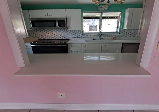 58th image of 3372 Mayflower St, Sarasota, FL 34231 | MLS# A4687594