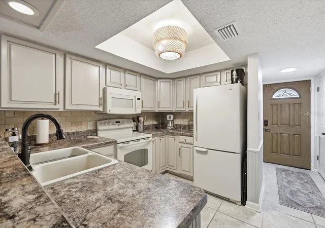 4th image of 2329 River Ridge Rd #2, De Land, FL 32720 | MLS# O6393817