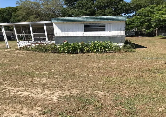 Photo 3 of Manufactured home for sale at 274 Sunset Blvd, Polk City, FL 33868 | MLS# TB8490743 | Listing updated on 2026-05-17