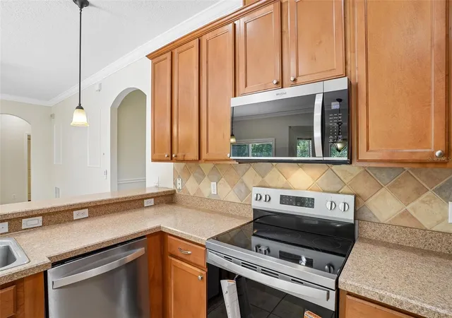 Photo 3 of Sale Pending at 2331 Carnation Hl Ct, Orlando, FL 32820 | MLS# O6393846 | Listing updated on 2026-09-13