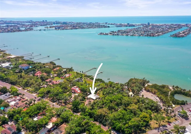 Homes for sale in St Petersburg, FL | 1600 Park St N, St Petersburg, FL 33710 | MLS# TB8490752
