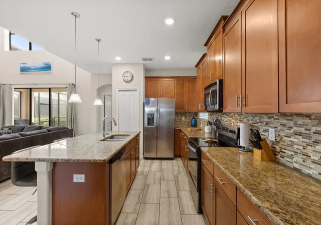 5th image of 5493 Solterra Cir, Davenport, FL 33837 | MLS# O6393866