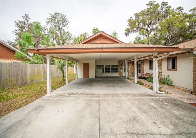 4th image of 12 Spring Lake Wy, Ocala, FL 34472 | MLS# OM721541
