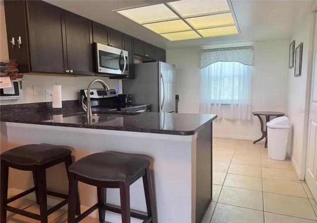 4th image of 115 Windward Pl, OLDSMAR, FL 34677