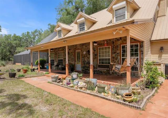 5th image of 340 Se 30Th Ave, Trenton, FL 32693 | MLS# GC538858