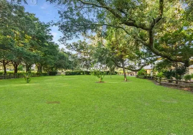4th image of 340 Se 30Th Ave, Trenton, FL 32693 | MLS# GC538858