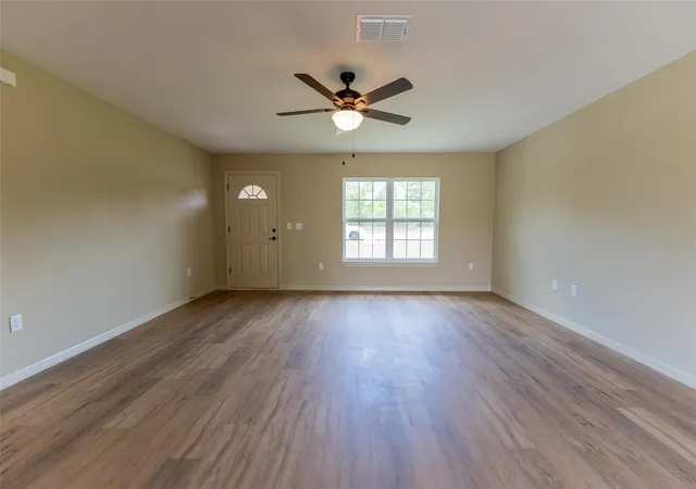 5th image of 33 Fisher Way Crse, Ocklawaha, FL 32179 | MLS# OM721547