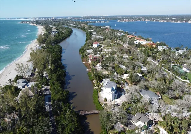 Photo 1 of Single family home for sale at 8534 Heron Lagoon Cir, Sarasota, FL 34242 | MLS# A4687653 | Listing updated on 2026-10-31