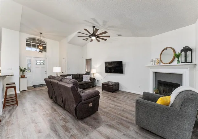 2nd image of 7237 Edmund Ct, Mount Dora, FL 32757 | MLS# O6393908
