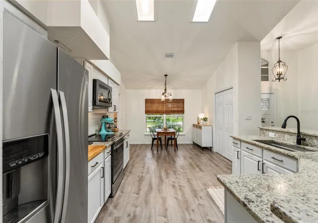 3rd image of 7237 Edmund Ct, Mount Dora, FL 32757 | MLS# O6393908