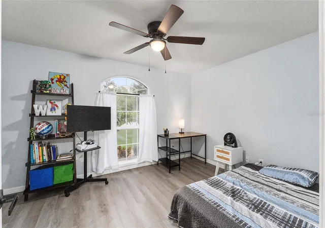 4th image of 7237 Edmund Ct, Mount Dora, FL 32757 | MLS# O6393908