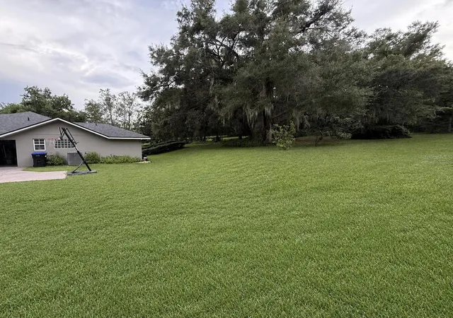 Single family home for sale at 7237 Edmund Ct, MOUNT DORA, FL 32757 | MLS# O6393908 | Listing updated on 2026-10-06