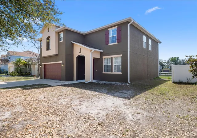 Photo 3 of Sale Pending at 1609 Atlantic Dr, Ruskin, FL 33570 | MLS# TB8490864 | Listing updated on 2026-10-05