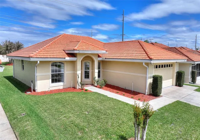 Photo 1 of Single family home for sale at 144 Morning Glory Cir, Winter Haven, FL 33884 | MLS# P4938259 | Listing updated on 2026-10-02