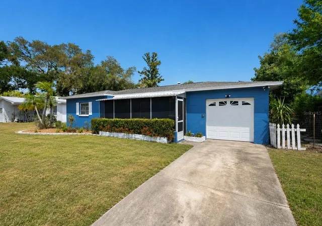 Photo 3 of Single family home for sale at 2027 E Valencia Way, Clearwater, FL 33764 | MLS# TB8490914 | Listing updated on 2026-10-04