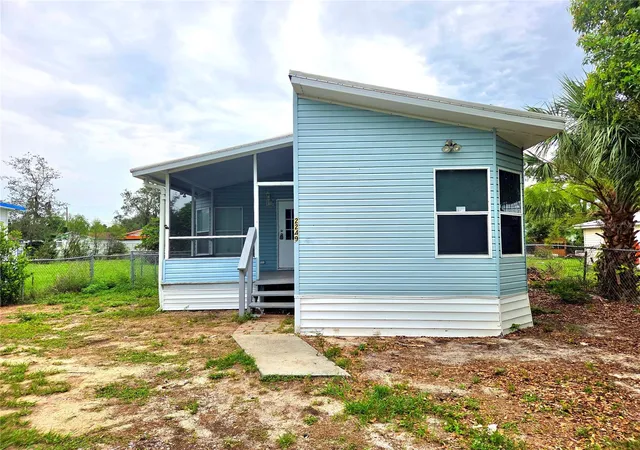 3rd image of 2253 & 2249 Golfview St, Lakeland, FL 33801 | MLS# L4960619