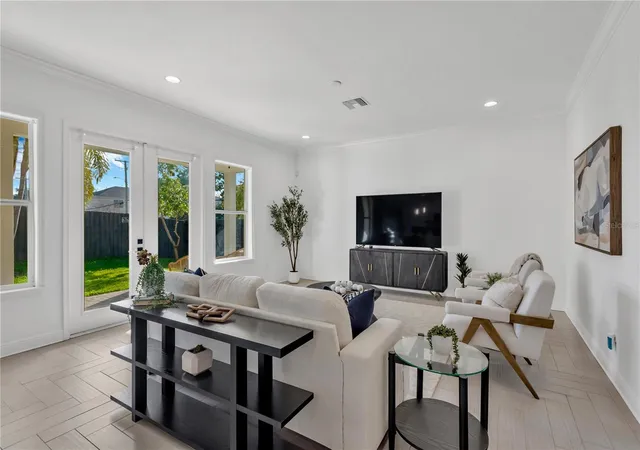 Homes for sale in Tampa, FL | 3824 W Santiago St, Tampa, FL 33629 | MLS# TB8490917