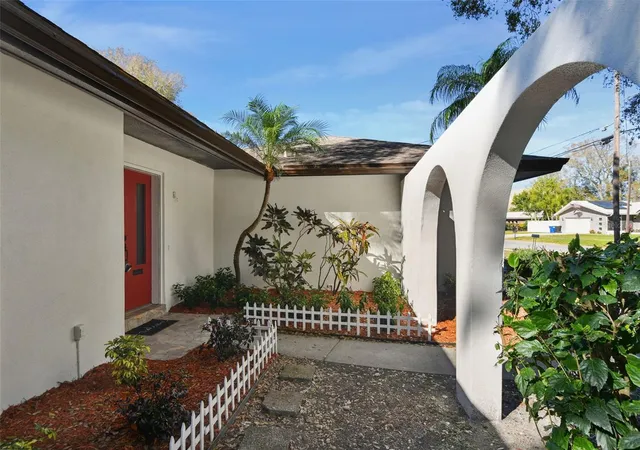 5th image of 570 Casler Ave, Clearwater, FL 33755 | MLS# TB8490920