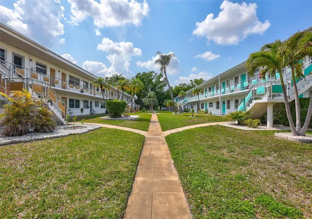 Photo 2 of Condo for sale at 5940 21st Street N #11, Saint Petersburg, FL 33714 | MLS# TB8490924 | Listing updated on 2026-09-16