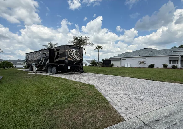 7th image of 1030 Rally Dr, Polk City, FL 33868 | MLS# L4960620