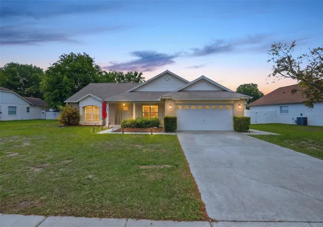 Homes for sale in Clermont, FL | 14715 Greater Pines Blvd, Clermont, FL 34711 | MLS# G5110167
