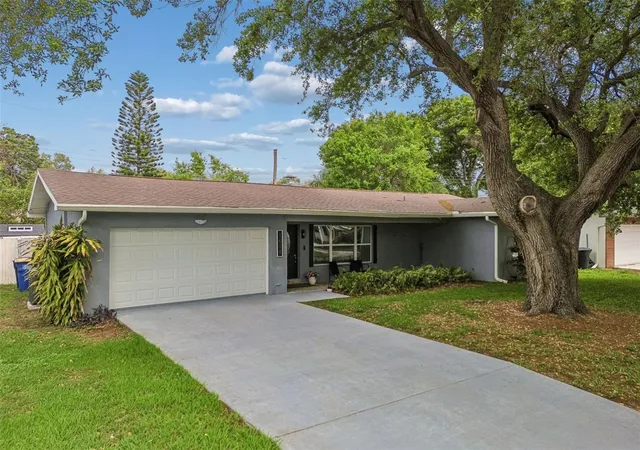 Homes for sale in Clearwater, FL | 1618 Barry Rd, Clearwater, FL 33756 | MLS# TB8490958