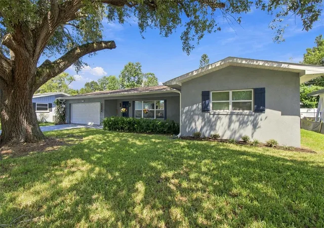 Photo 4 of Single family home for sale at 1618 Barry Rd, Clearwater, FL 33756 | MLS# TB8490958 | Listing updated on 2026-10-15